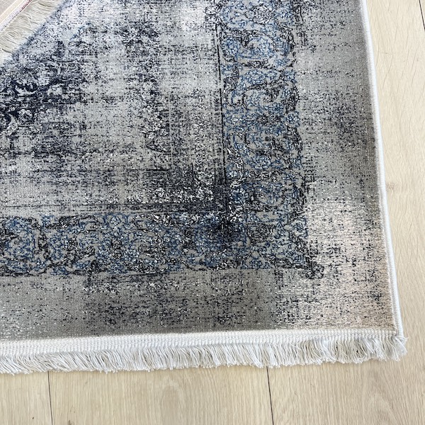 felisy-rug-traditional-blue3.jpg