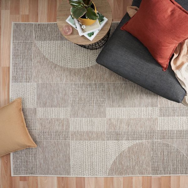 porch-linen-rug-beige-sand-indoor-outdoor2-1.jpeg