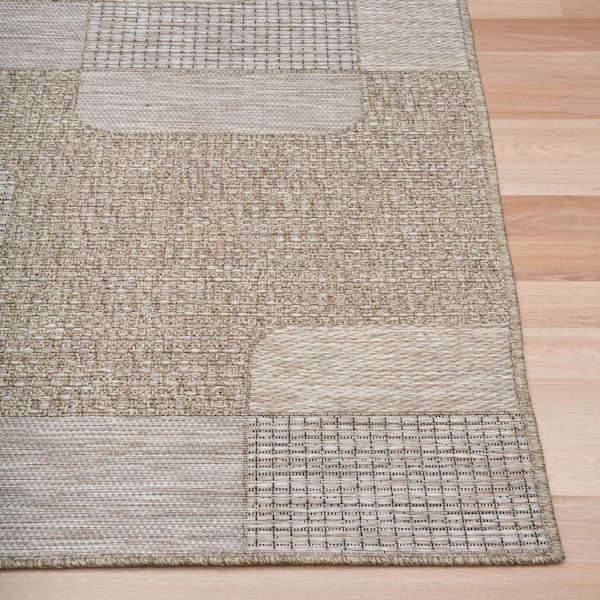 porch-straw-rug-beige-sand-indoor-outdoor4.jpeg