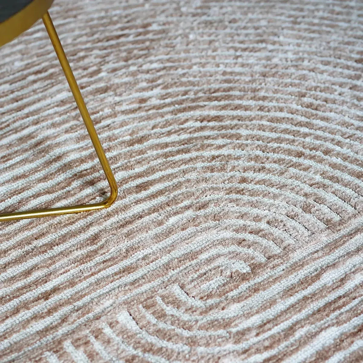 Vista-Abstract-Zen-Floor-Rug-Rust-DREAMHOME-41678258_d2c51cd6-6292-4e02-884b-70bbc1efafc5.webp